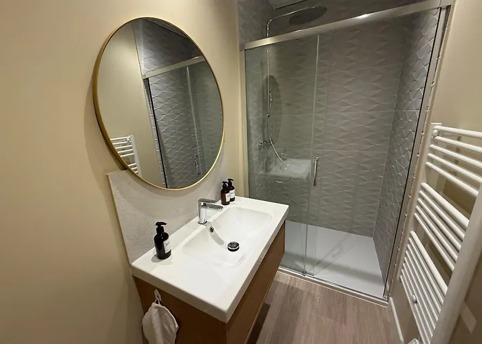 Du 1 - Parking Prive Gratuit *